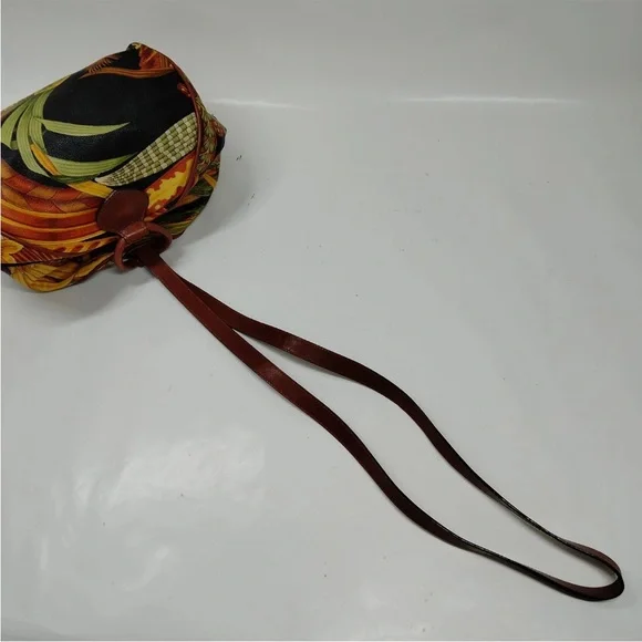 Salvatore Ferragamo Black Jungle Print Shoulder Bag with attached makeup bag - Picture 4 of 9